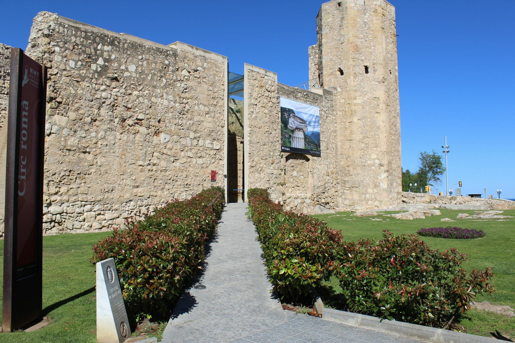 Forum Tarragona Luaran gambar